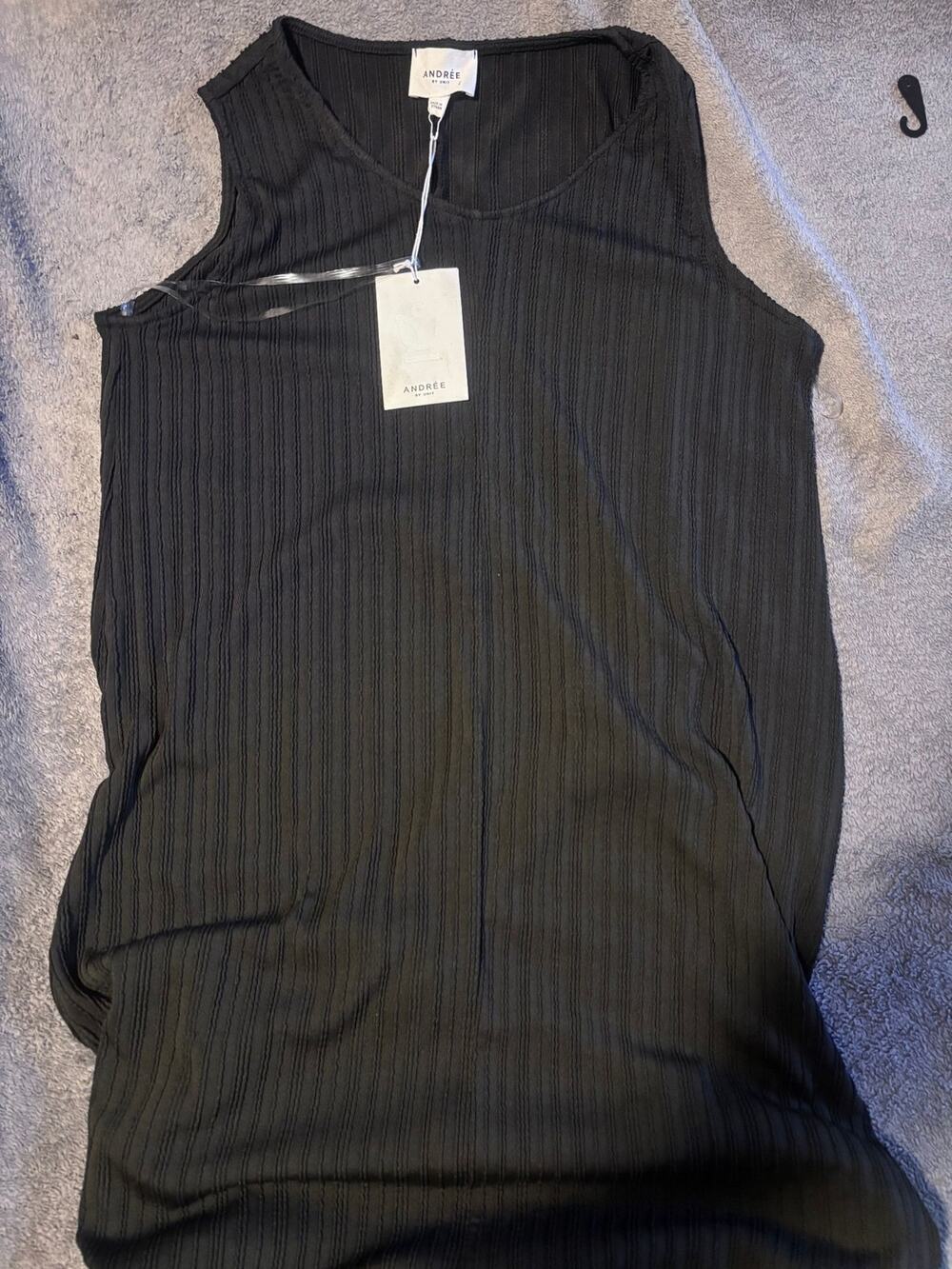 ANDRÉE By Unit Tank Top Womens S Black Ribbed Textured Sleeveless Casual NWT